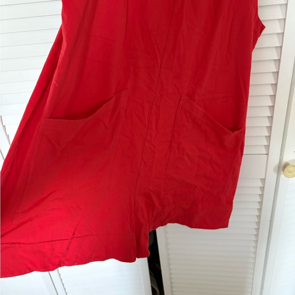 Women's Red Sleeveless Romper - Picture 2 of 4